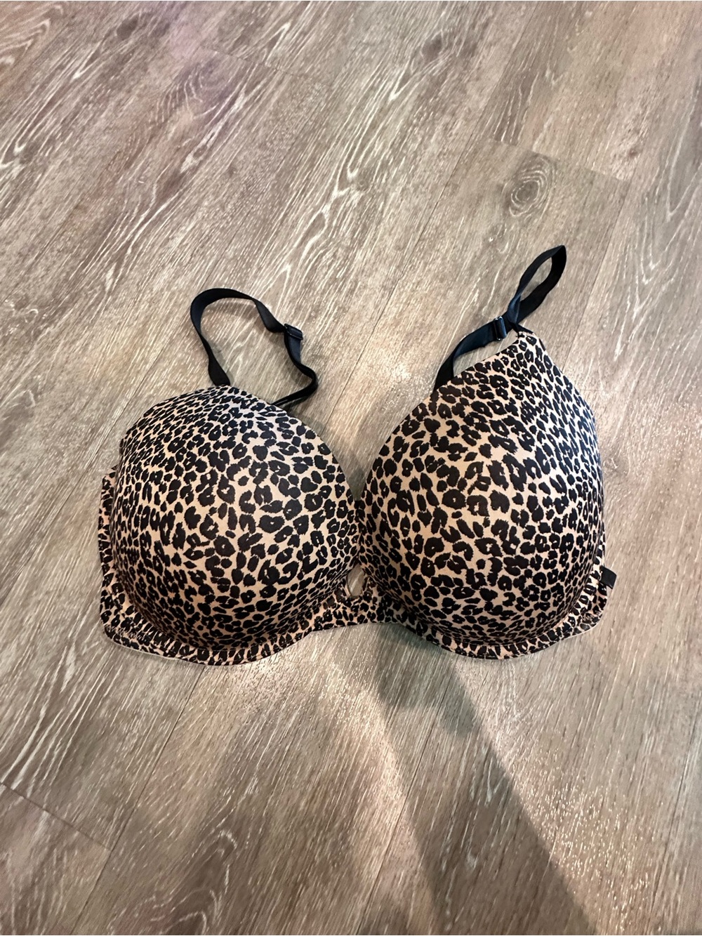 Victoria's Secret Push-Up Bra in Leopard Print